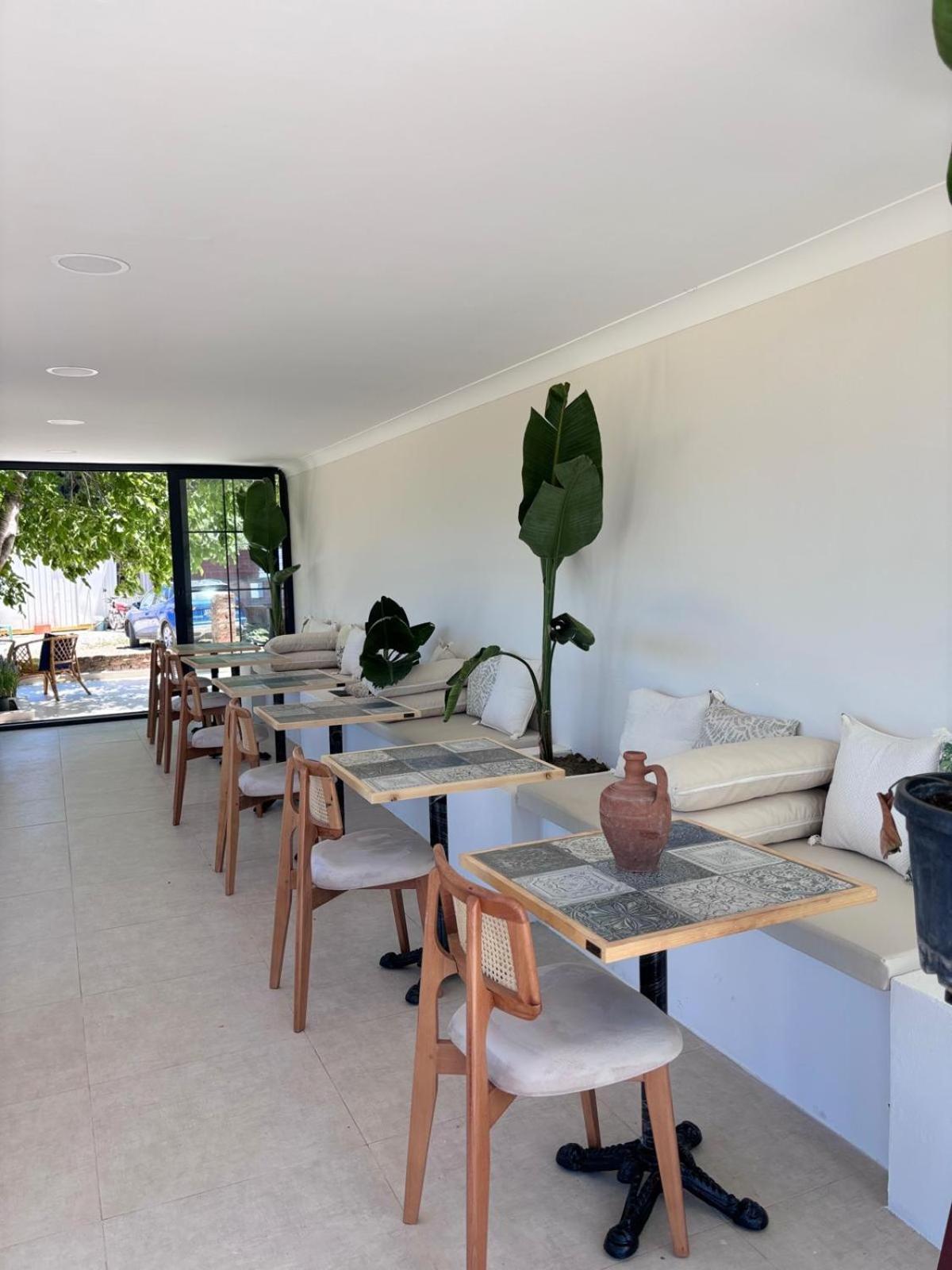 Casa Mora Aparthotel Edremit  Exteriör bild