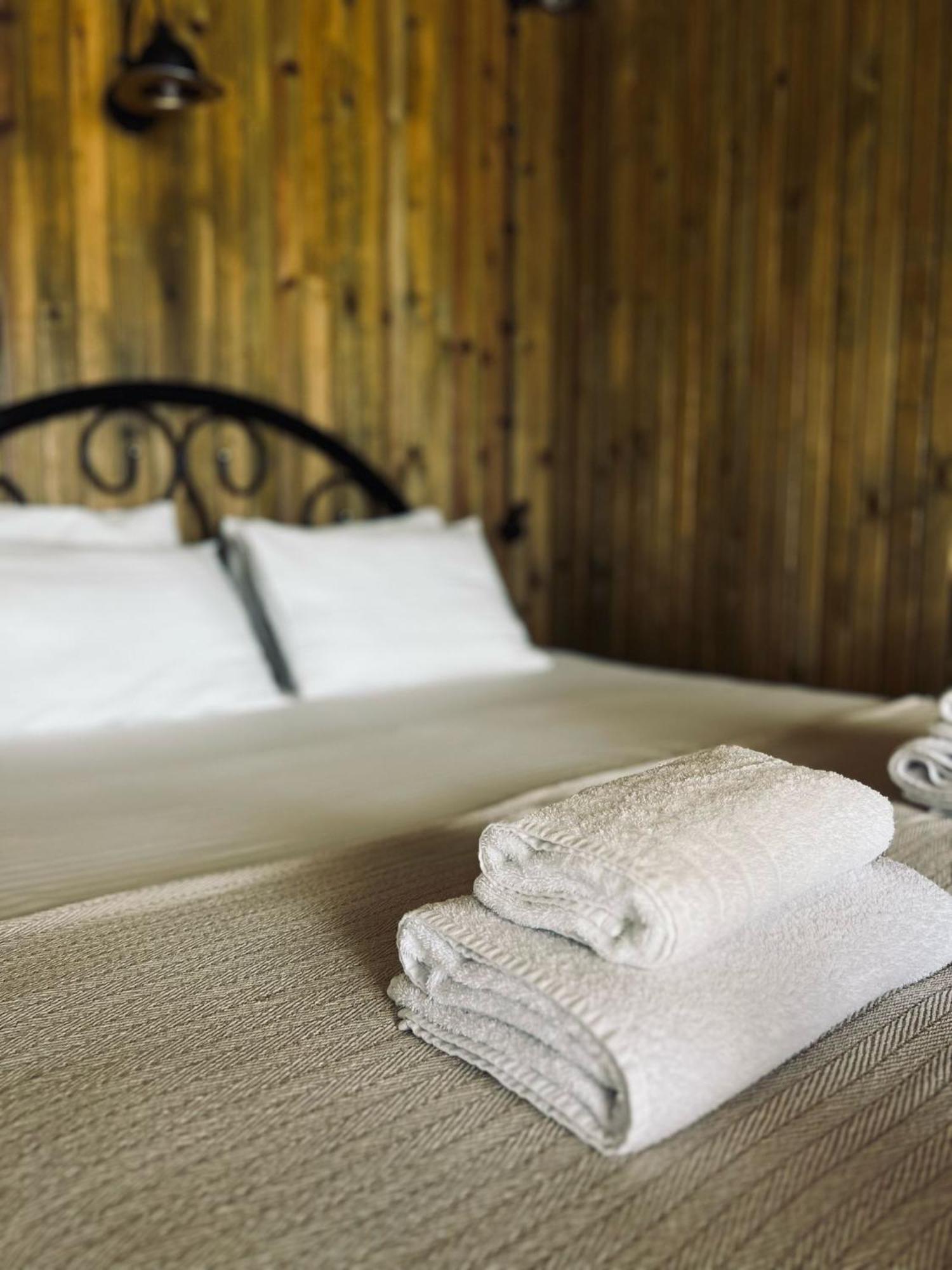 Casa Mora Aparthotel Edremit  Exteriör bild