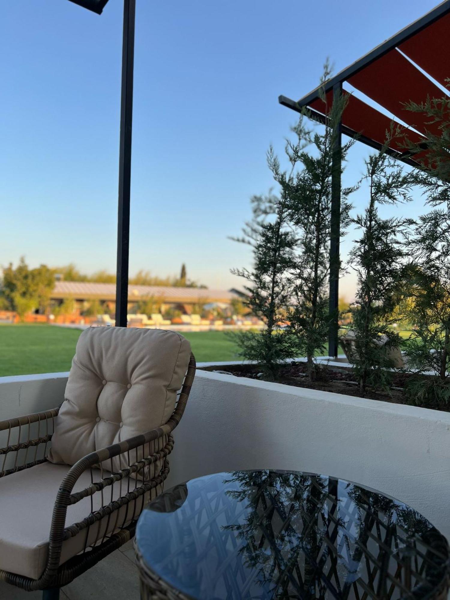 Casa Mora Aparthotel Edremit  Exteriör bild